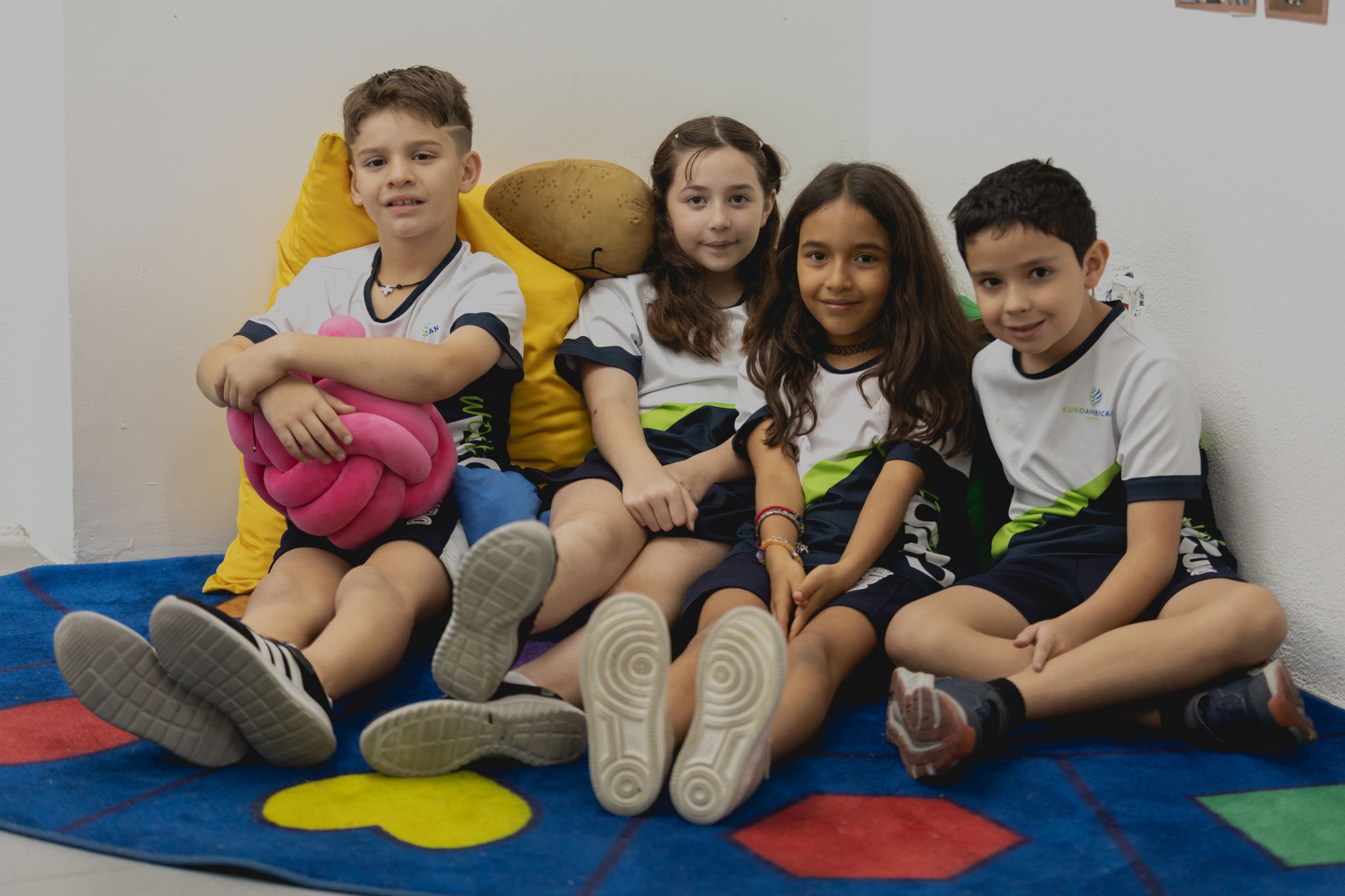 Rincón de lectura en Euroamerican Campestre, colegio privado Monterrey